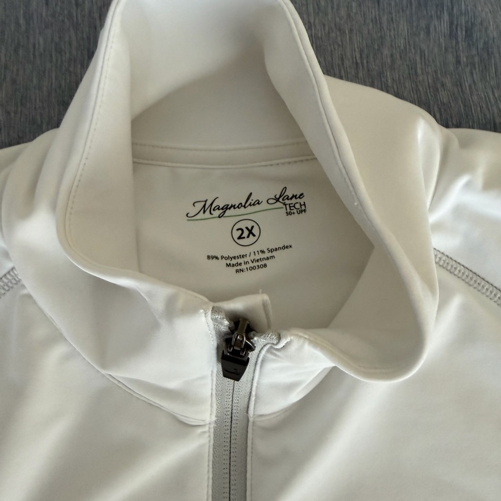 Masters White Zip-Up Jacket - Picture 2 of 5